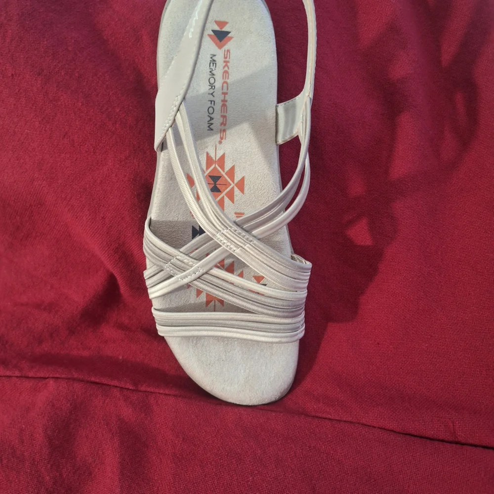Skechers Cream Sandals with Slingback Straps - Picture 5 of 5